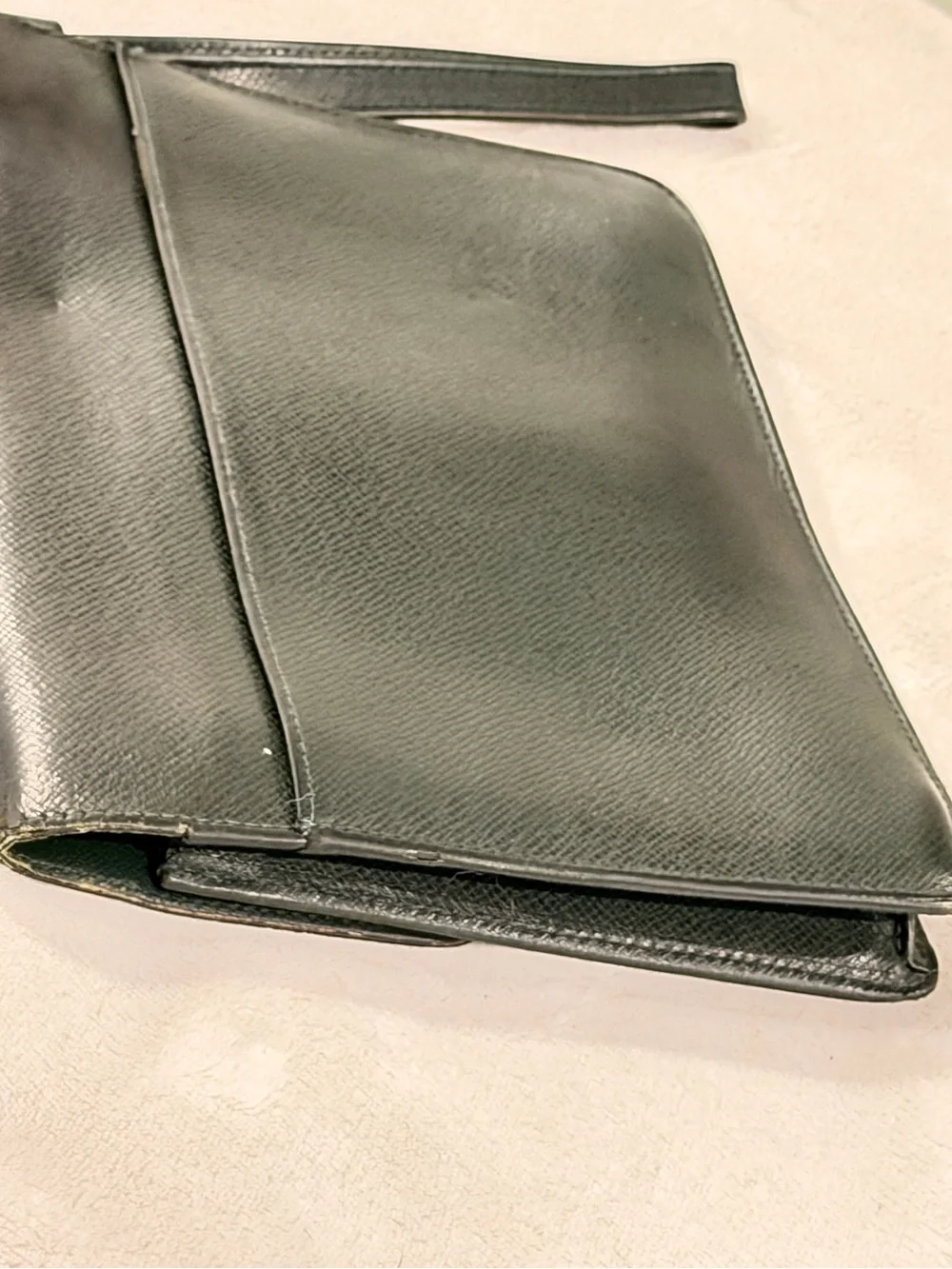 Louis Vuitton Pochette Kourad Clado M30194 Taiga Leather Clutch Vintage LV
